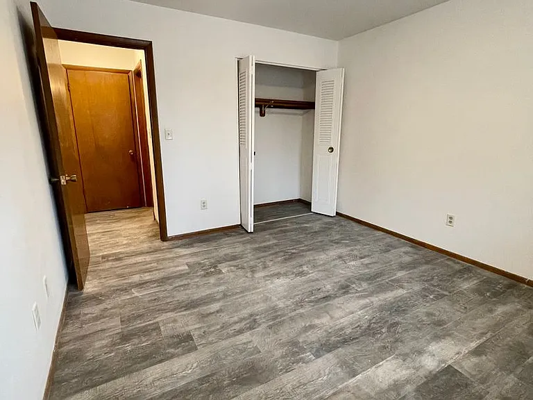 1524 E Providence Ave — Photo 10