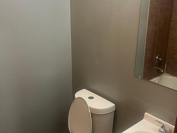 3rd image of 1230 S Lawndale Ave #1