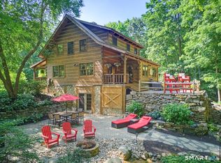 418 Lovely St, Avon, CT 06001