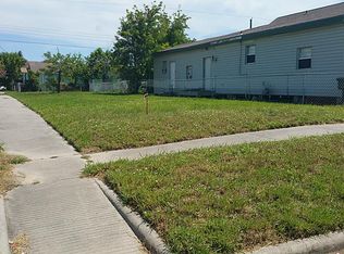 5601 Avenue L, Galveston, TX 77551