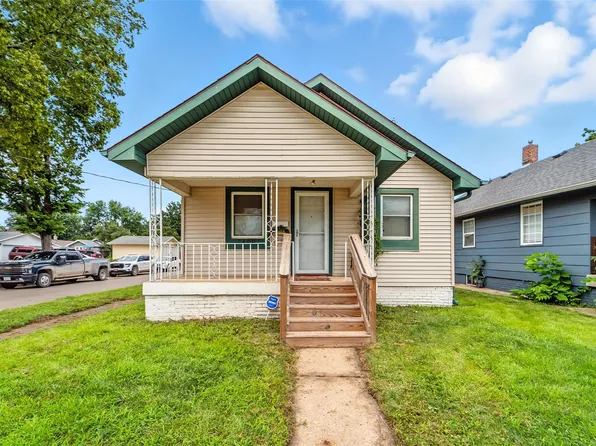 2400 Lyon St, Des Moines, IA 50317