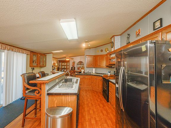 5th image of 1947 Campground Rd