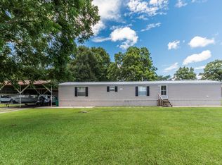 113 Leo Moss Ln, Rayne, LA 70578