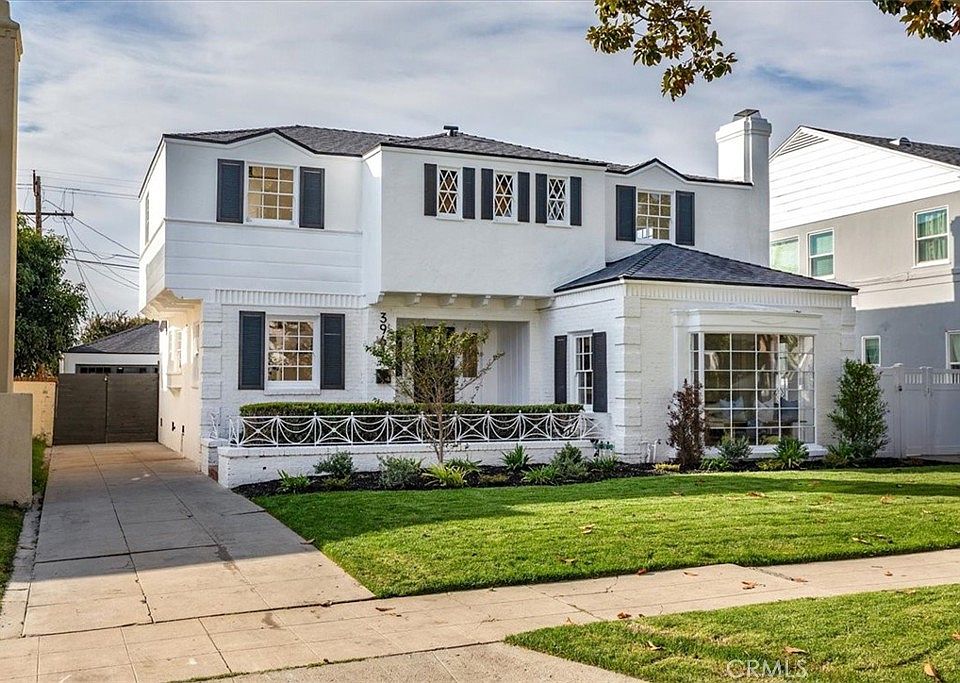 1st image of 3961 Hepburn Ave