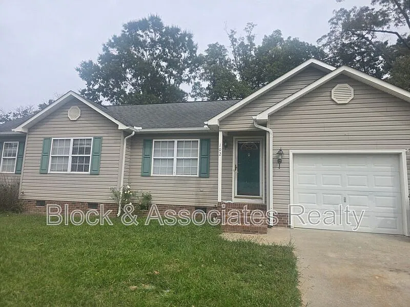 102 Duncan Dr