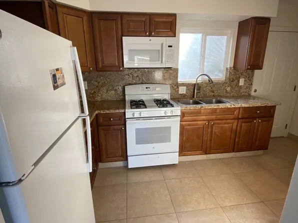 562 Hermes Ave, Encinitas, CA 92024