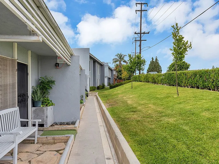 Canyon Drive Apartment Homes — Photo 21
