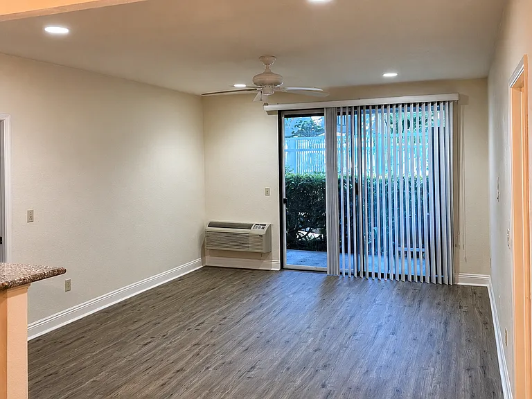 20702 El Toro Rd #323-22 — Photo 8