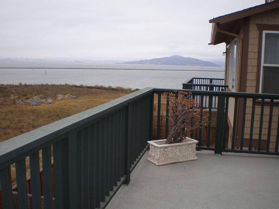 2nd image of 514 Seacliff Pl