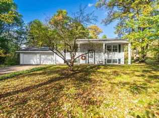 2056 Bonney Oak Dr, Mosinee, WI 54455