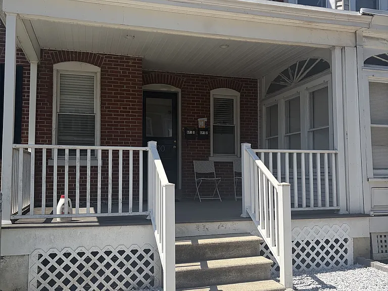700 W 26th St — Photo 2