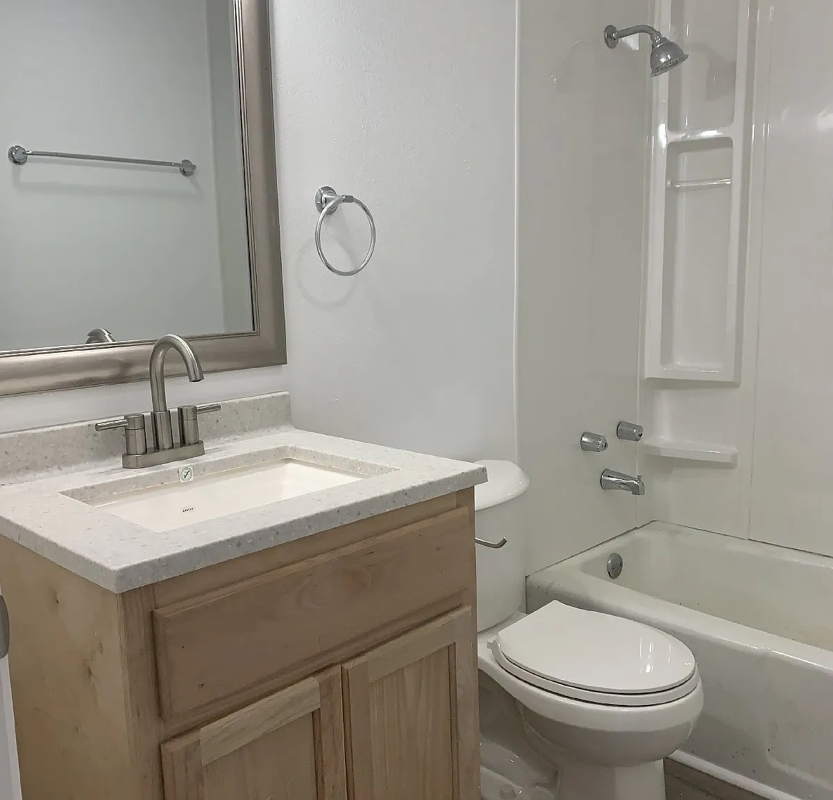 2 bed, 1.0 bath, 720 sqft, $775 — Photo 1