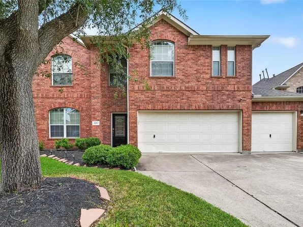 3203 Ruffin Green Ct, Fresno, TX 77545