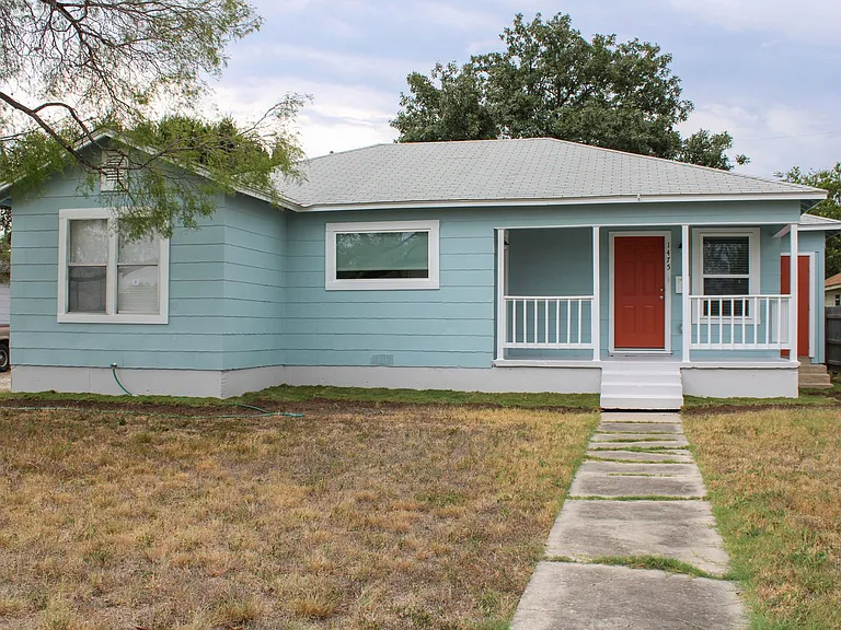 1475 W Contour Dr — Photo 1