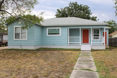 1475 W Contour Dr Photo 1
