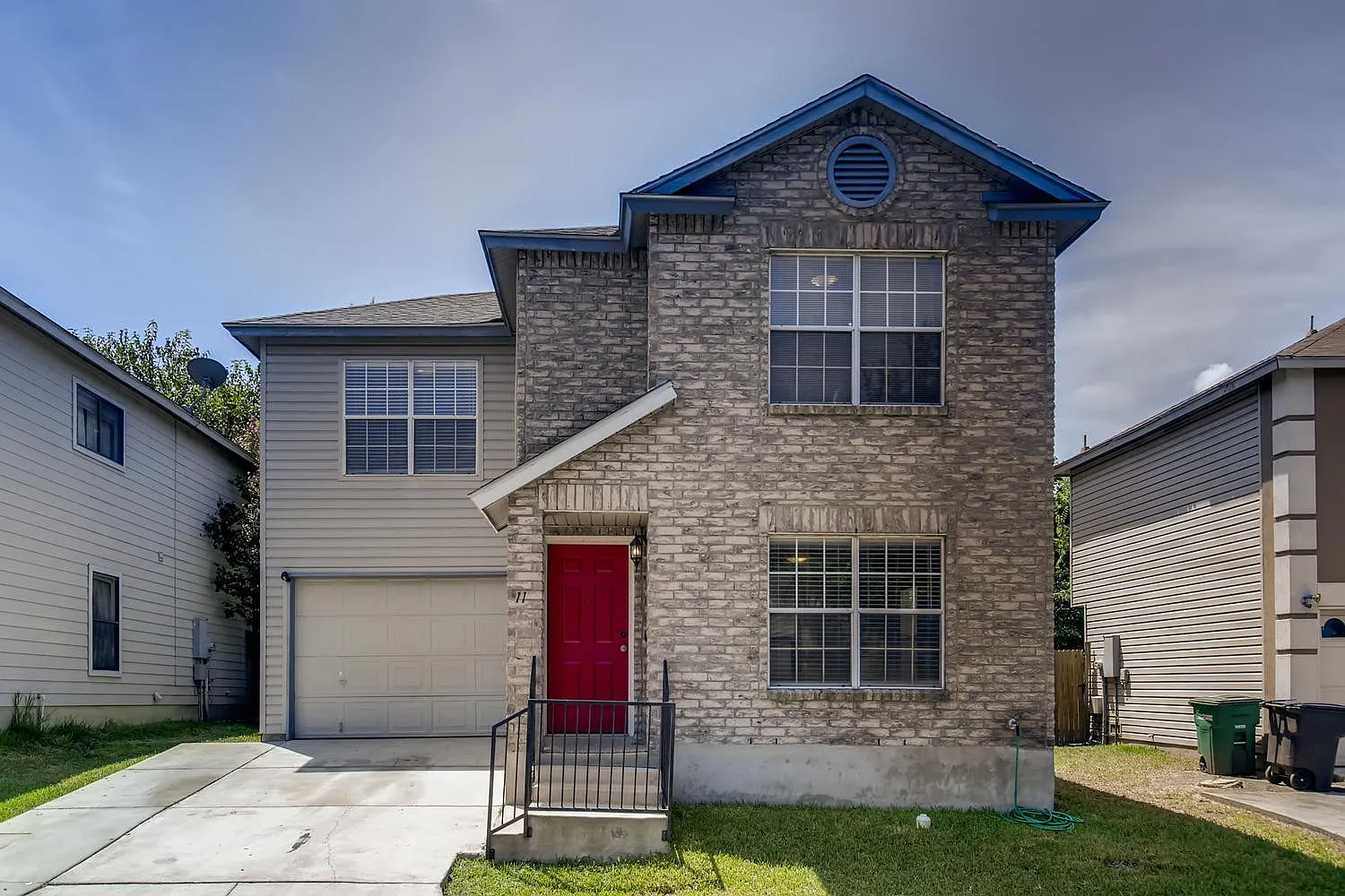 4BR/2.5 Bath near the San Antonio Medical Center — Photo 1
