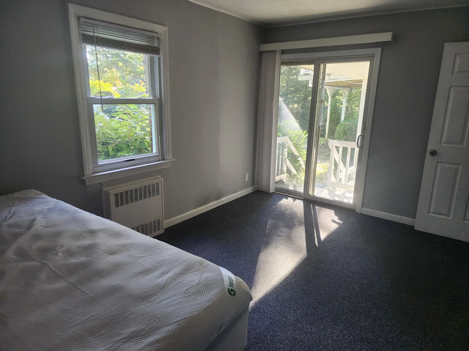40 Roseville Ave — Photo 3