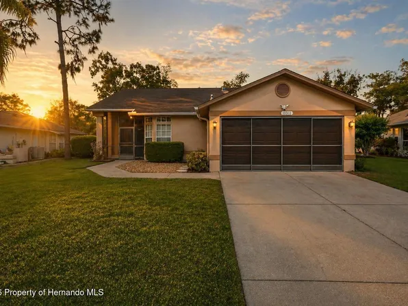 10311 Pineneedles Dr, New Port Richey, FL 34654