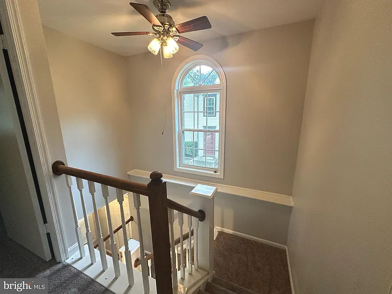 11928 Sentinel Point Ct — Photo 13