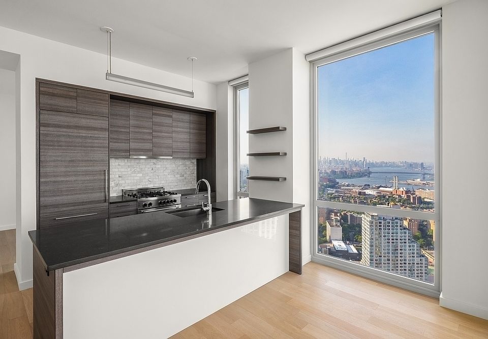 1st image of 333 Schermerhorn St Penthouse 54F