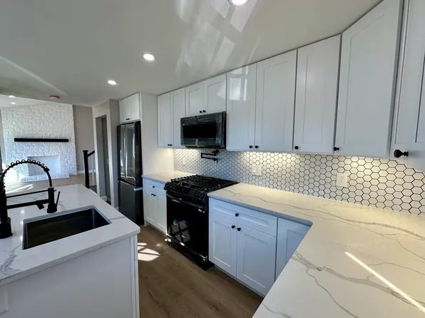 28 Massasoit Ave, Brockton, MA 02302