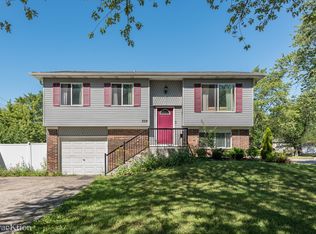 259 N Ashbury Ave, Bolingbrook, IL 60440