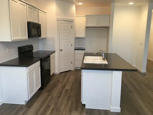 4475 W Everest St — Photo 3