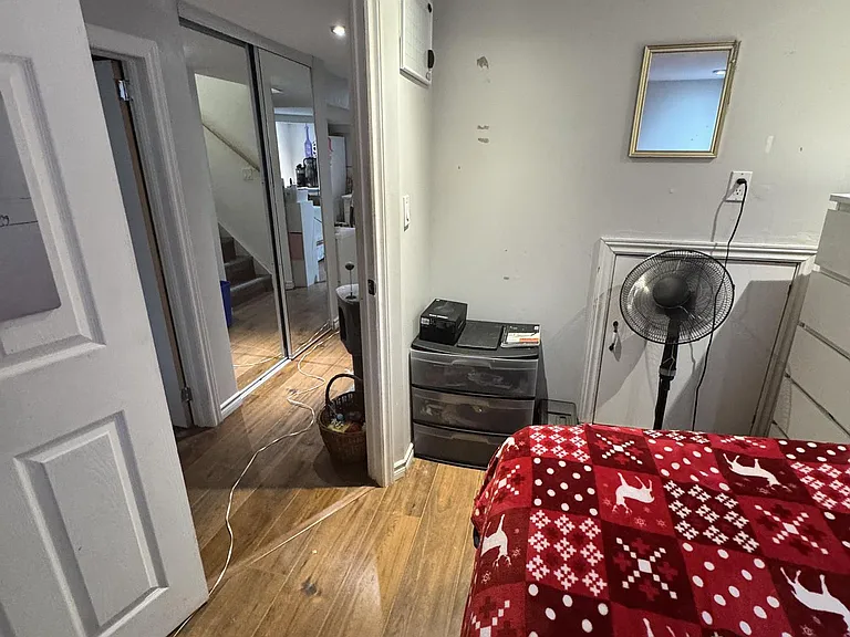 166 Erindale Ave #BSMNT — Photo 6