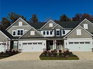 32080 Tuscan Ln #M-2, Avon Lake, OH