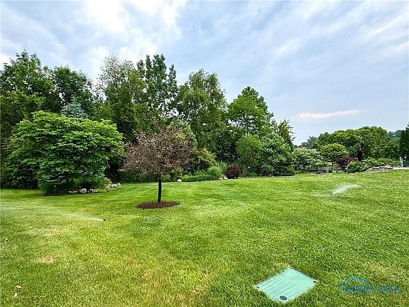 2nd image of 4248 Stratford Ct