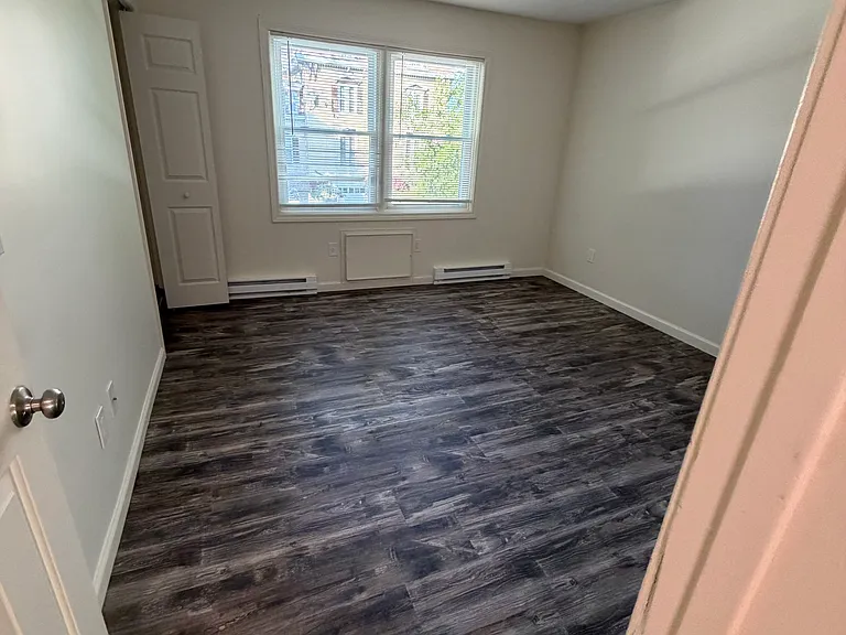 41 S Main St #7 — Photo 12