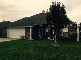 1904 Bayou View Dr, Gautier, MS 39553