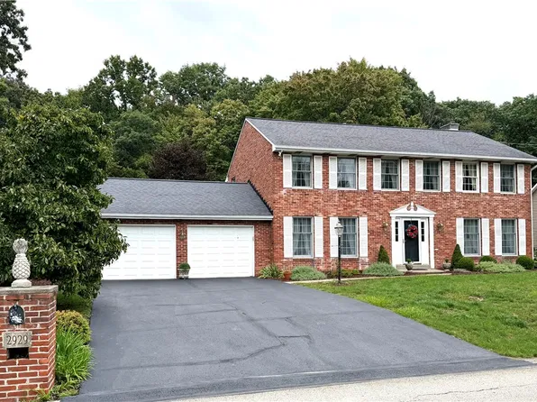 2929 Seminary Dr, Greensburg, PA 15601