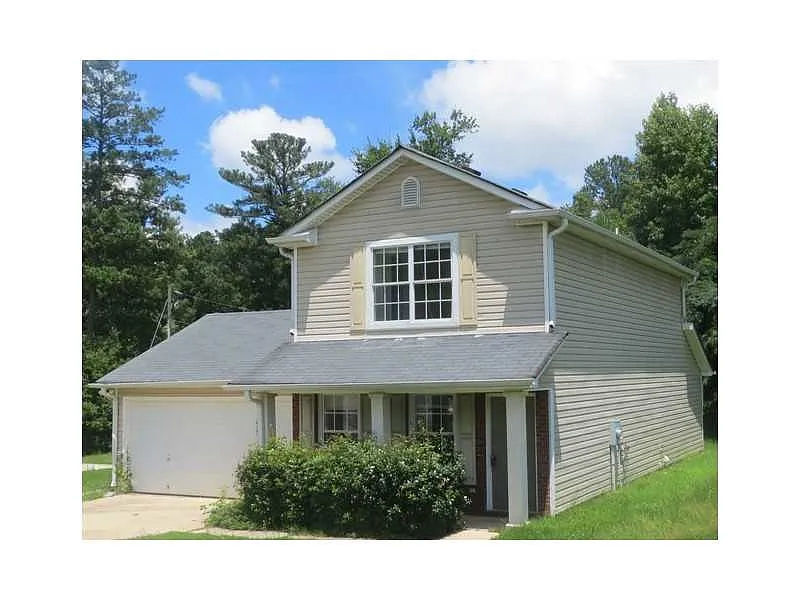 9102 Huntwood Ln photo 1