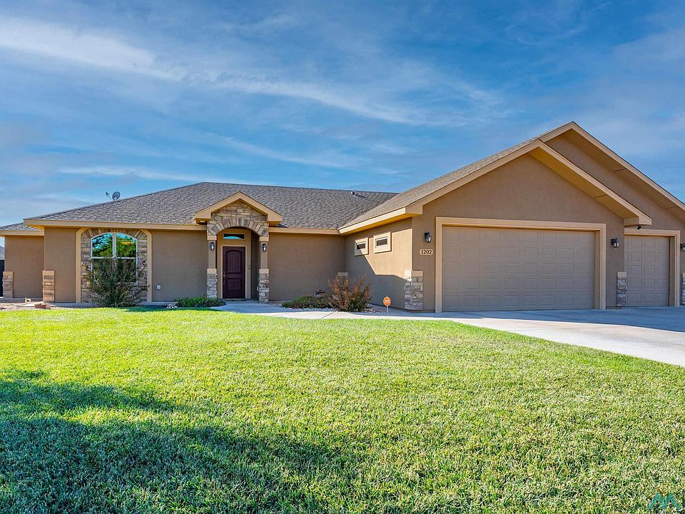 1st image of 1202 Le Ann Dr