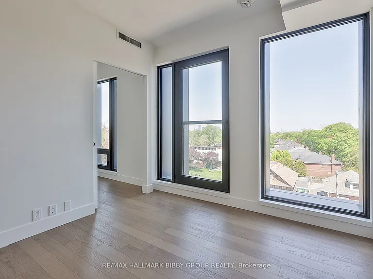 1414 Bayview Ave #506 — Photo 4