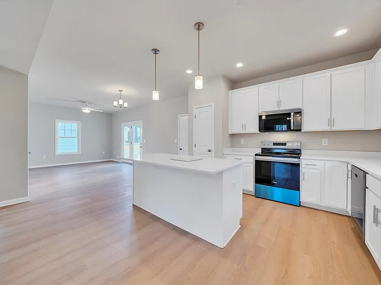 3711 Crescent Ridge Dr SW — Photo 6