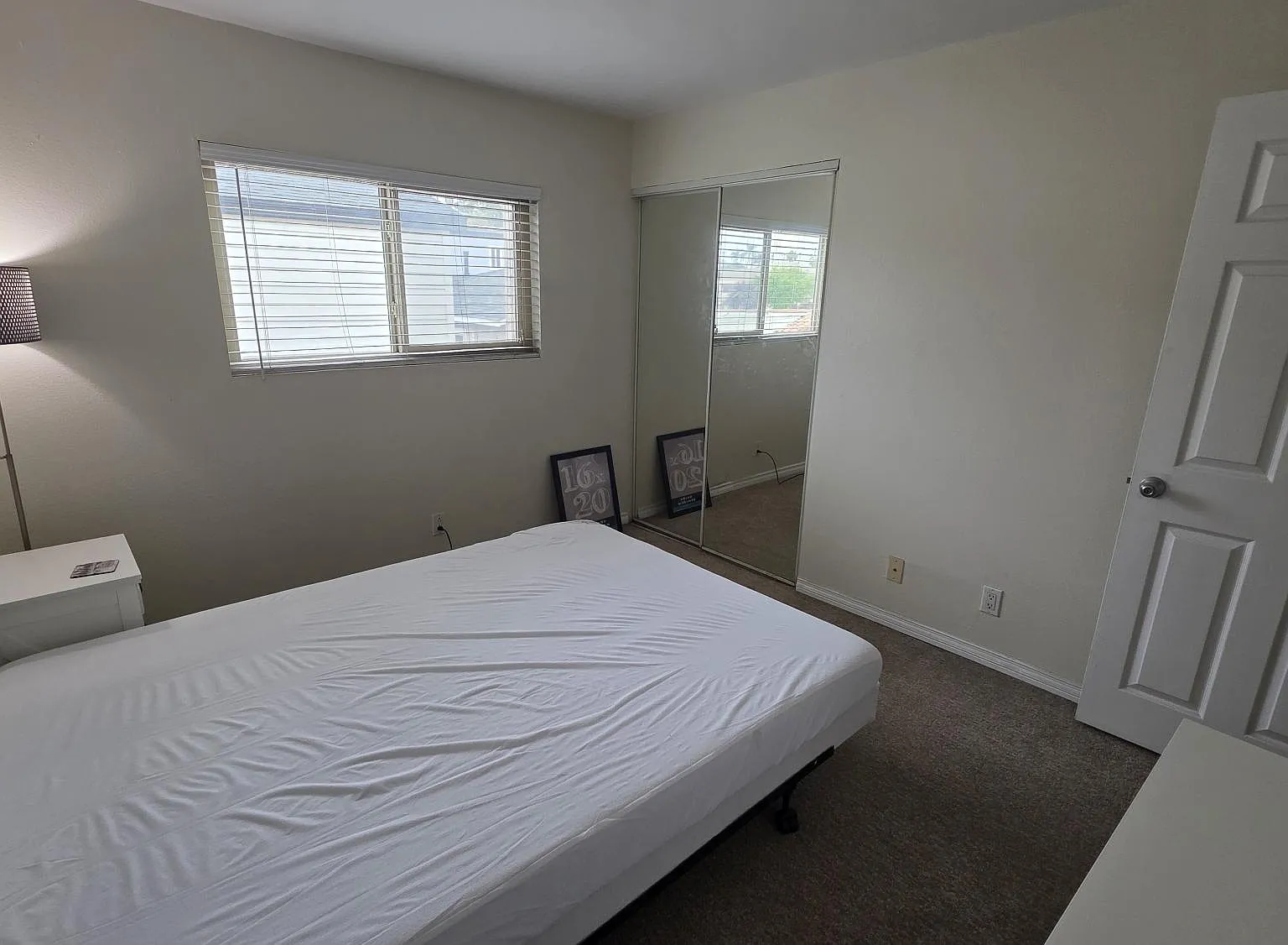 2 bed, 806 sqft, $1,650 — Photo 3
