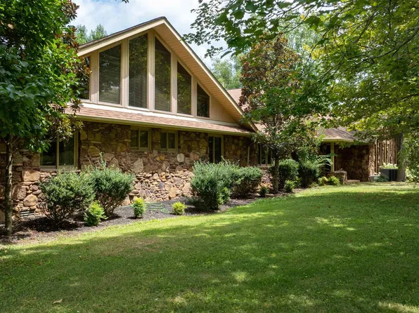 2540 Mayfield Metropolis Rd, Paducah, KY 42001