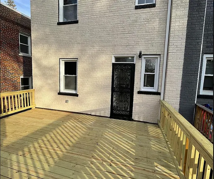 246 Division Ave NE — Photo 38