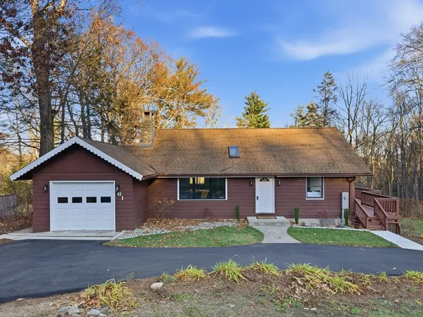 161 General Knox Rd, Russell, MA 01071