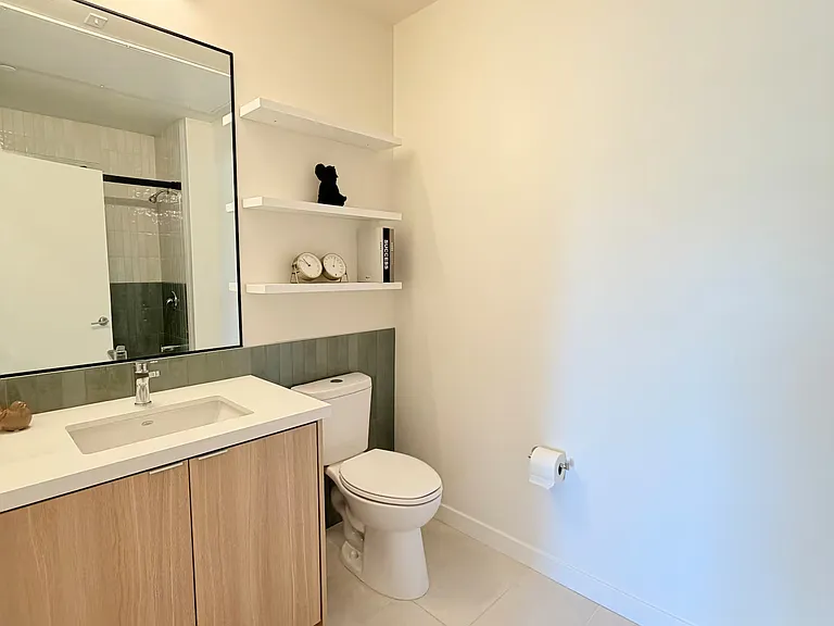 Lux Catalina — Photo 16