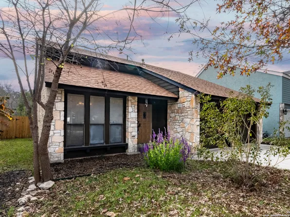 9175 POWHATAN DR, San Antonio, TX 78230
