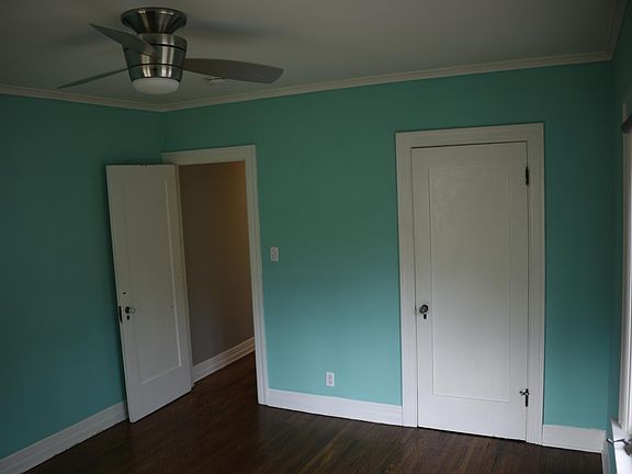 4th image of 1329 N Benton Way