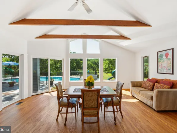 21 Windsor Run, Malvern, PA 19355