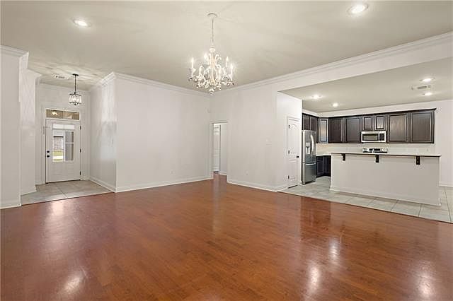 1st image of 887 Woodsprings Ct