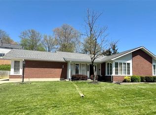 477 Graywood Dr, Ballwin, MO