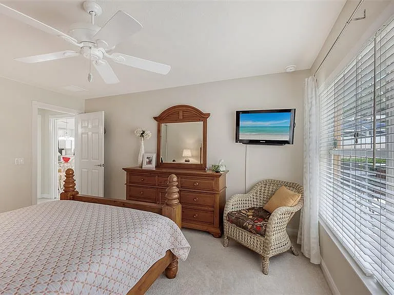 11605 Garessio Ln — Photo 26