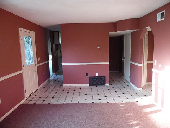 3rd image of 219 Dolphin Estates Ct