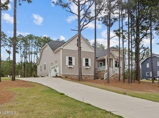 428 Gretchen Rd, West End, NC 27376